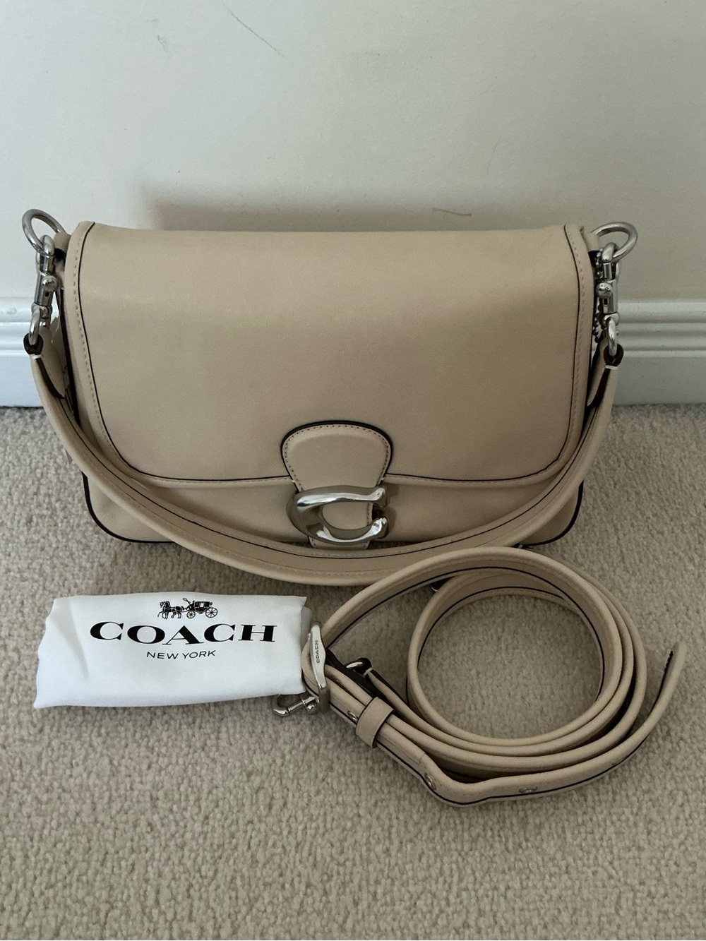 Coach - Soft Tabby Shoulder Bag in Silver/Ivory